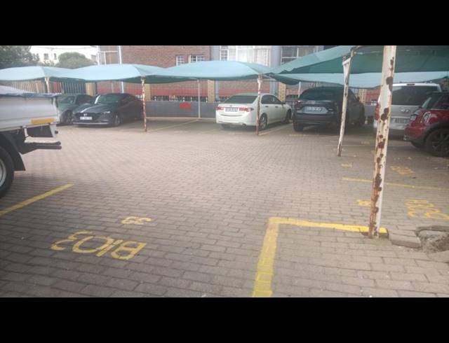 2 BEDROOM APARTMENT FOR SALE IN LORENTZVILLE